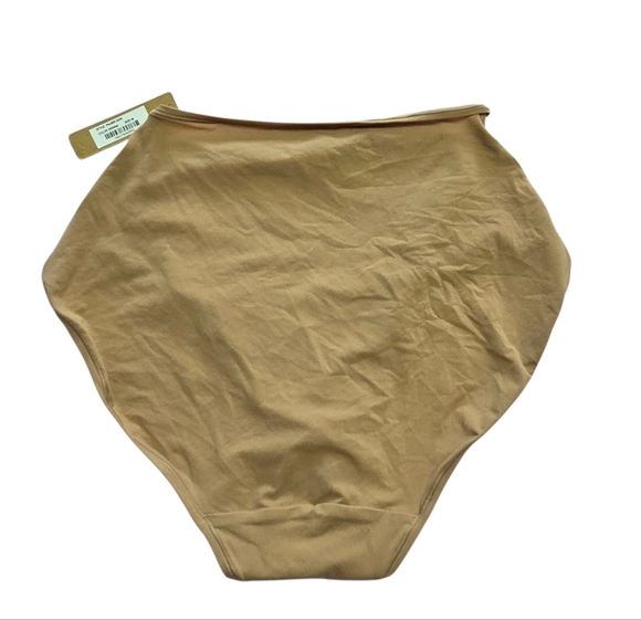 SKIMS Fits Everybody Full Brief Panty Sienna Tan Size Medium NWT - Picture 3 of 5